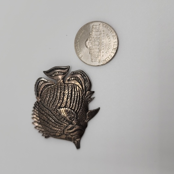 Signed Sterling Butterfly Fish Brooch - Picture 6 of 6